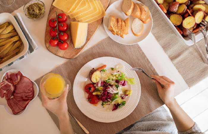 Cheese in salad 